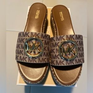 MICHAEL MICHAEL KORS
Sadler Logo Jacquard Wedge Sandal